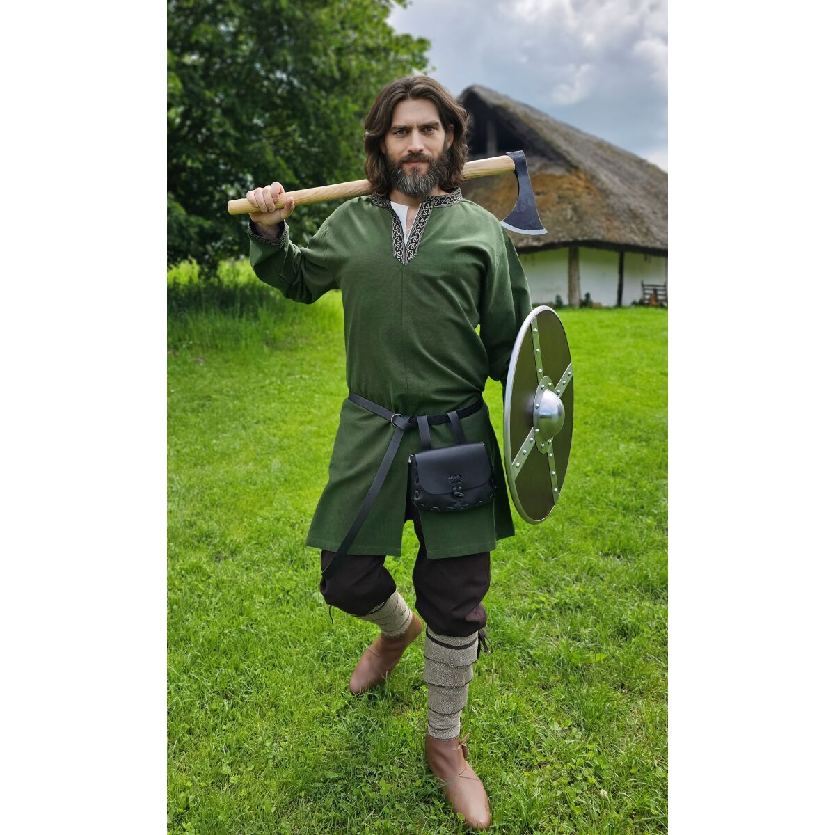 Klassisk vikingatunika grön med knutmönster "Hakon", långärmad XXL