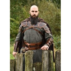 Axelskydd Arnulf i läder, brun