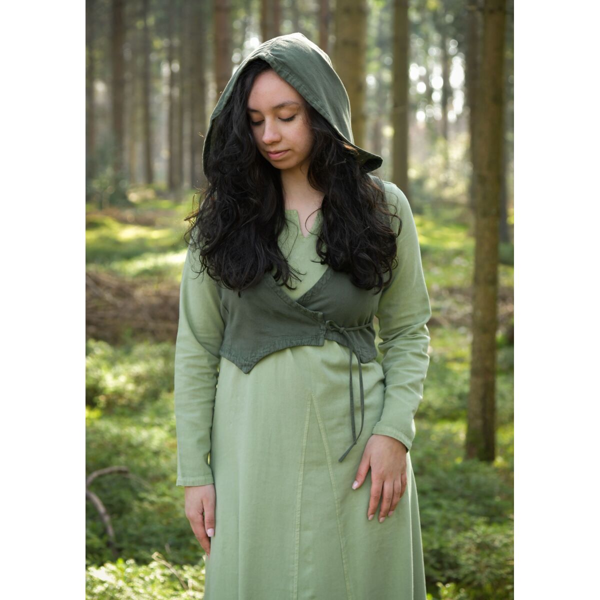 Medeltida damväst olivgrön huva begagnad look "Nalen" XL